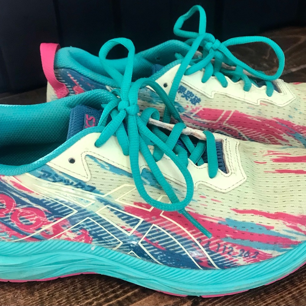 EUC Multicolor Big Kids Asics Gel-Noosa Athletic Shoes Girls Size 6.5